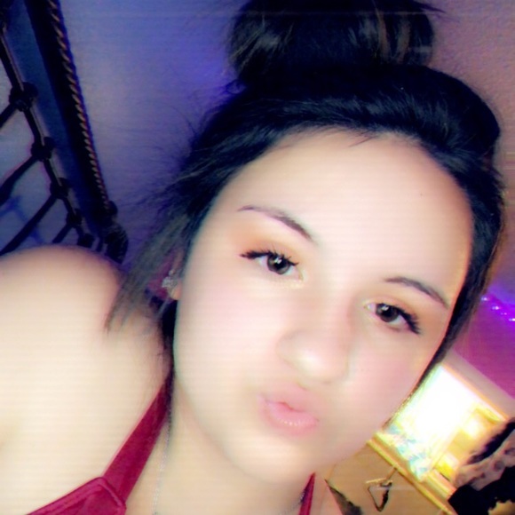 Meet your Posher, Victoria - Picture 1 of 1